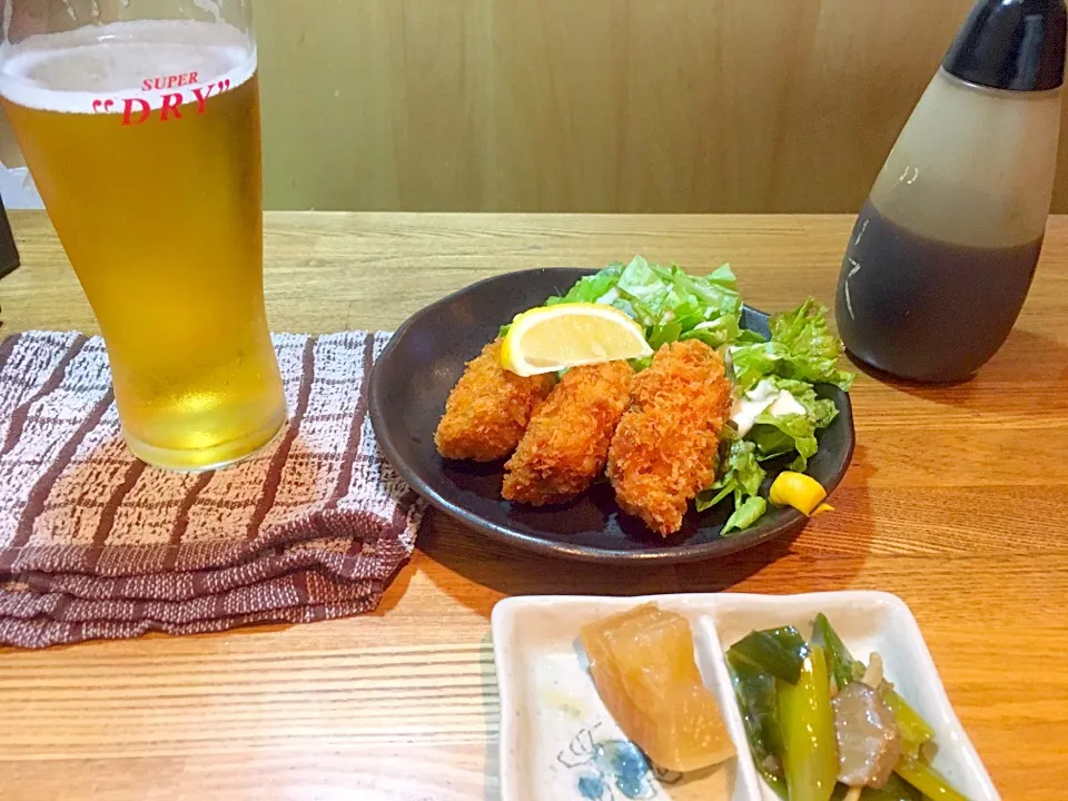 飲んじゃったけど今シーズン初牡蠣は牡蠣フライ🍺|Tarou  Masayukiさん