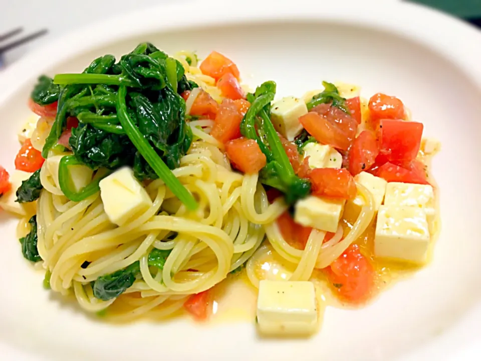 Snapdishの料理写真:簡単！冷製パスタ🍝|はりねずみ丸さん