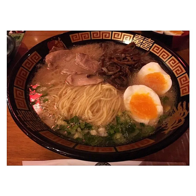 朝5:00
ヘビーなモーニング🍜(*・艸・)|女神さん