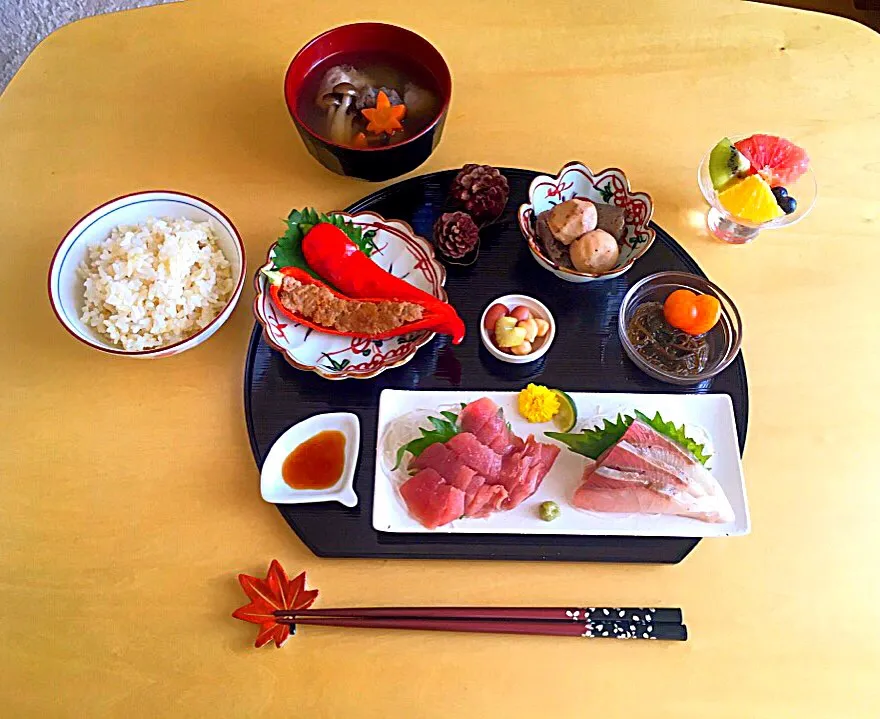 〜週末ご飯〜
お刺身定食🐟|nainaiさん