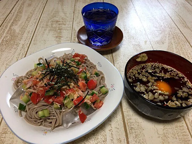 今日の男飯(＞人＜;)月見冷やし蕎麦♬
シーチキンの油をオリーブ油に変えたバージョン♬|ひーちゃんさん