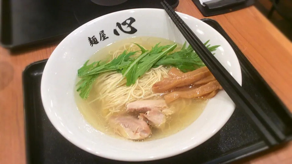 これは美味しい😋そして安い🍜「麺屋 心」(淡麗鶏ラーメン)490円(替玉一皿付き)|アライさんさん