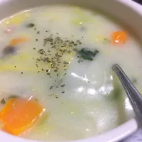 Snapdishの料理写真:鶏肉と白菜のクリーム煮|Yu-jiさん