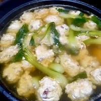 Snapdishの料理写真:豆腐と椎茸入り、ふわふわ鶏団子スープ