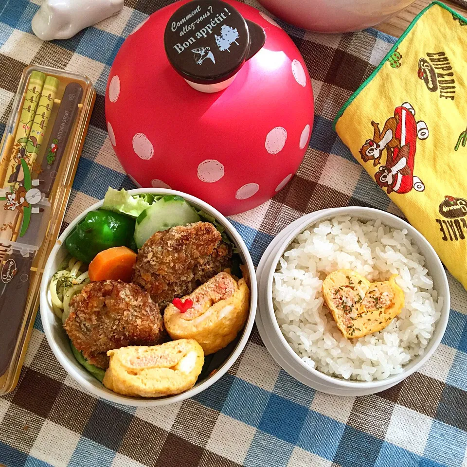 メンチカツ for blue Monday お弁当
Ground Meat Cutlet for Monday obento box
藍色星期一的Man去嘎滋便當|Doris Tarotさん