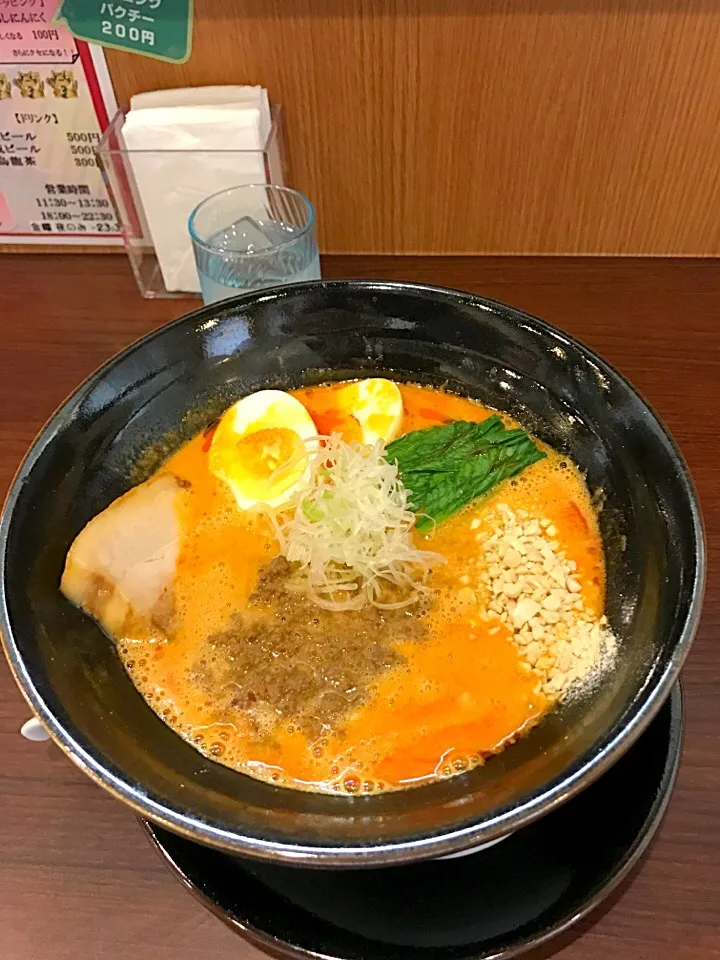 Snapdishの料理写真:虎玄のスペシャル担々麺|ZekeSe7enさん