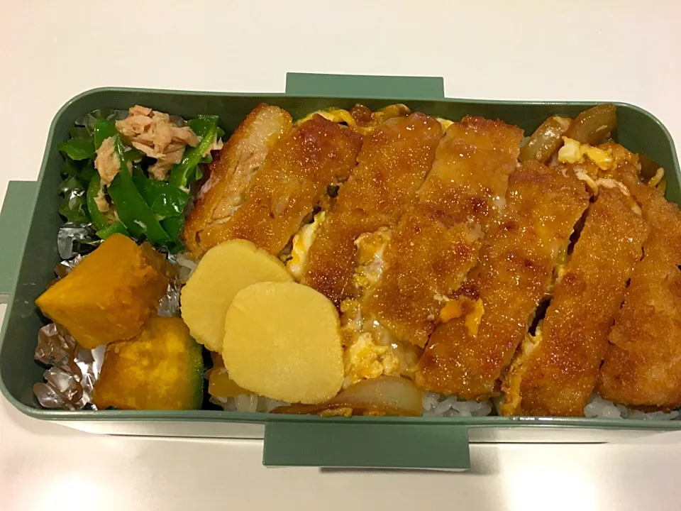 カツ丼のお弁当。|Chiharuさん