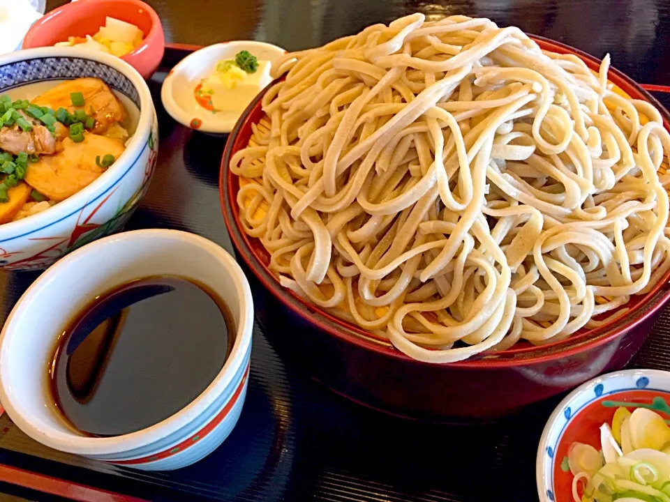 ミニ鶏チャーシュー丼&もりそば大盛り（#おにざわ#鉾田市）|yonjiさん