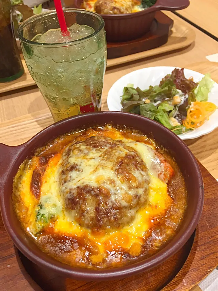 Snapdishの料理写真:こだわりデミハンバーグのドリア@せんば自由軒キッチン（さいたま新都心/コクーン2）|Kazuya Miyukiさん