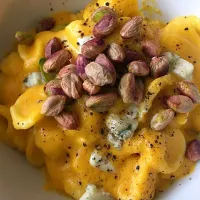 Orecchiette with butternut squash cream, blue cheese and pistaccio|Guillermoさん