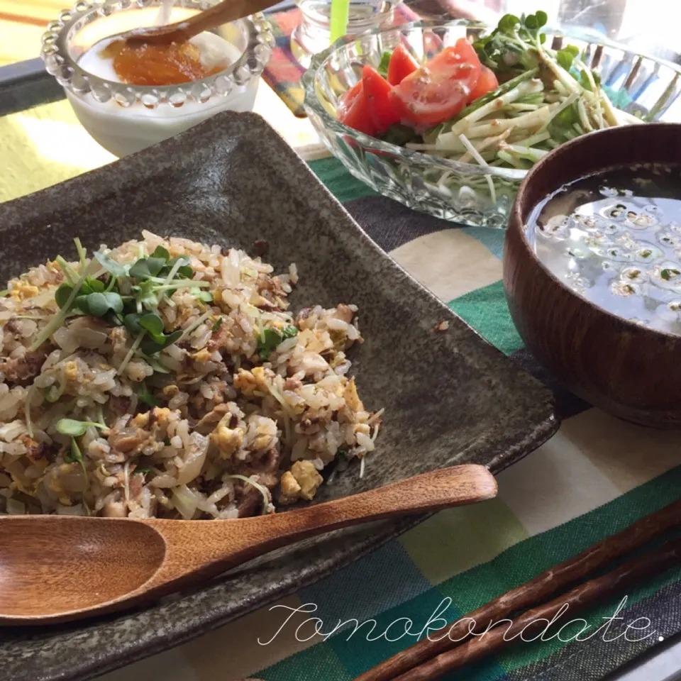 さば缶でチャーハン🍴♡|🇯🇵ともこちゃん。さん