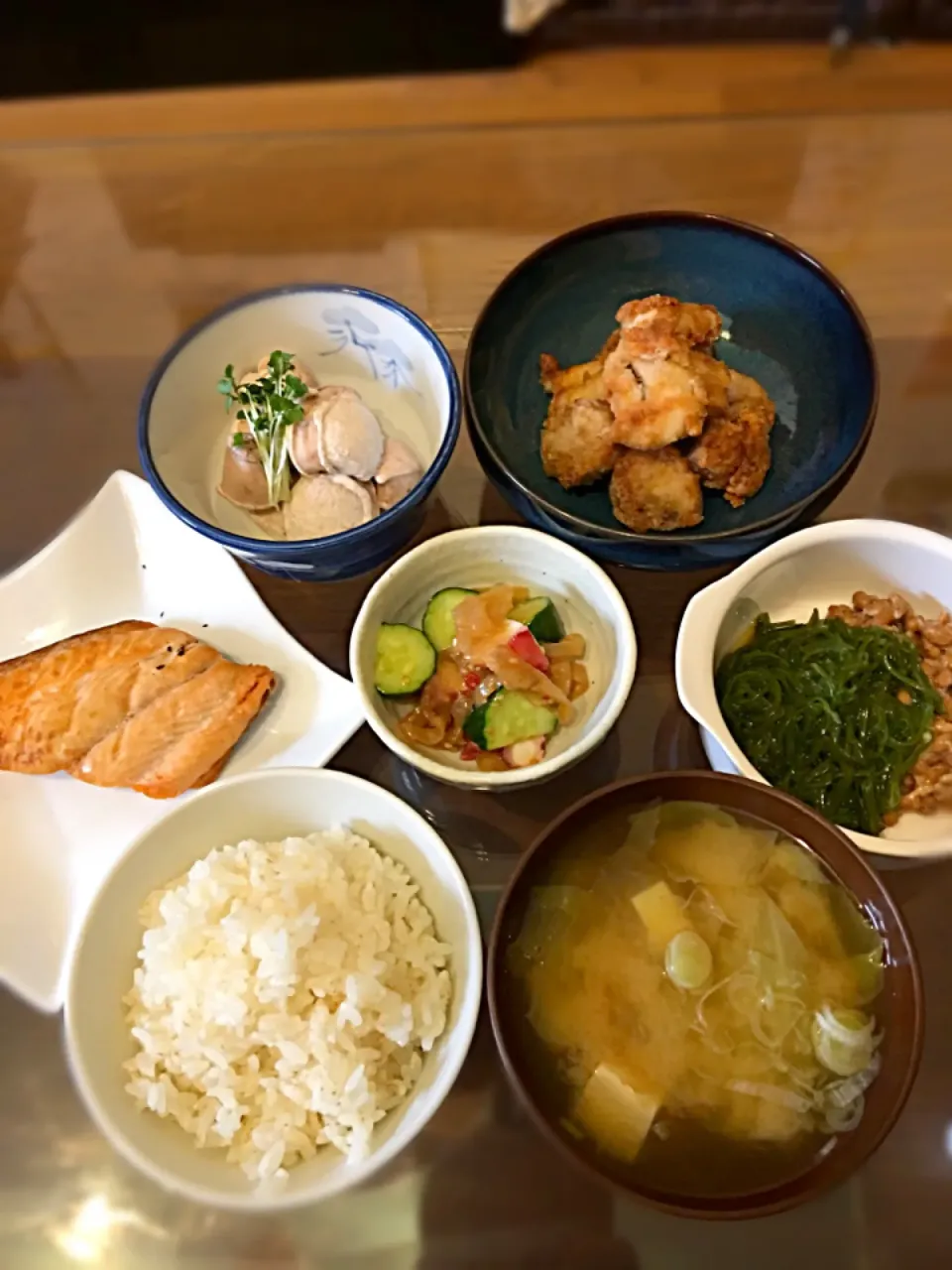 〜昼食〜
☆秋鮭
☆鮭の白子ポン酢
☆鮭の白子竜田揚げ
☆中華クラゲの蛸と胡瓜和え
☆納豆ともずく
☆麦飯とキャベツの味噌汁|ゆかねち☆さん