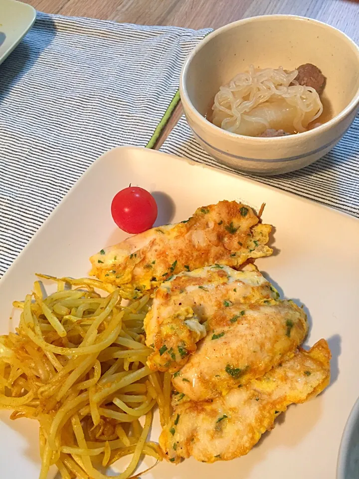 鶏むね肉のピカタ&大根の煮物|ひっちゃんさん