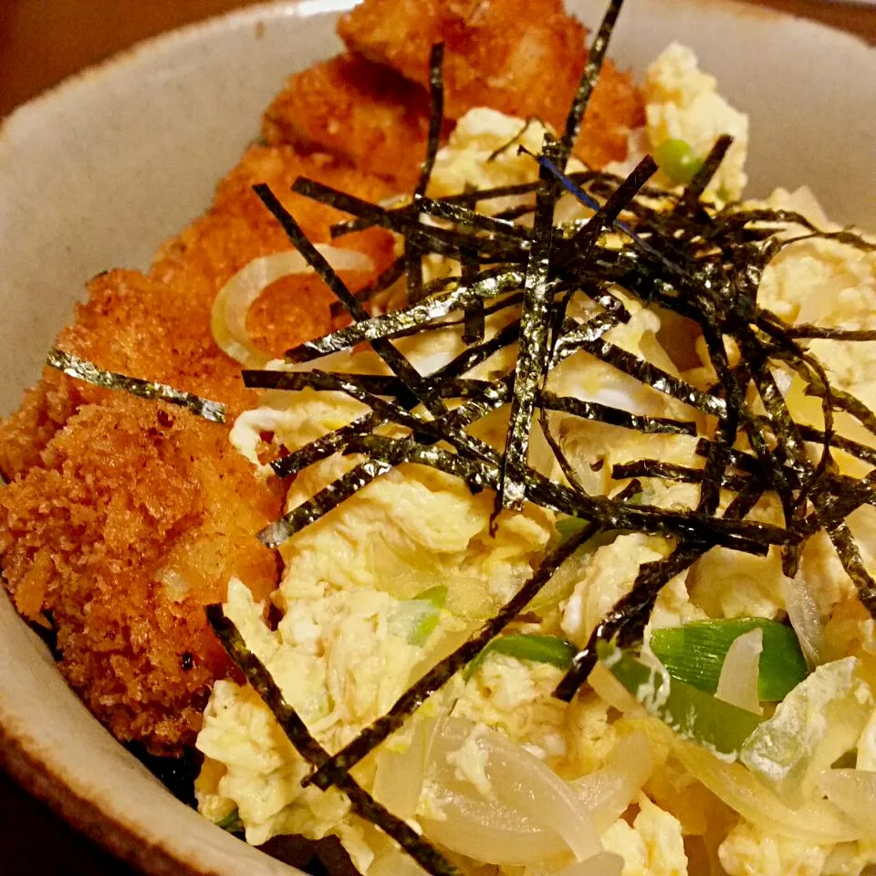 カツとじ丼|ふりるさん