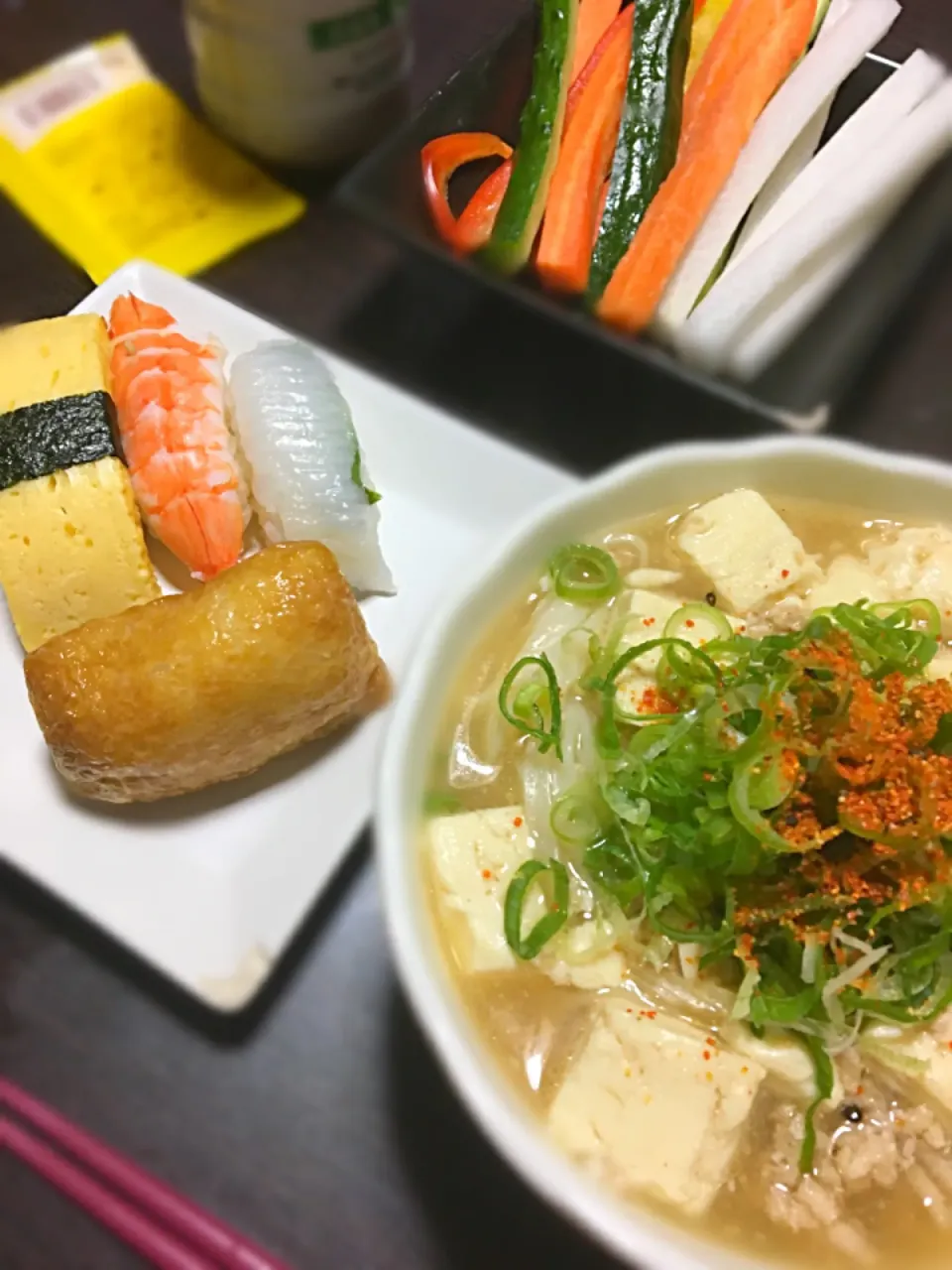 豆腐と鶏ひき肉の餡掛けうどん|おおつか さよりさん