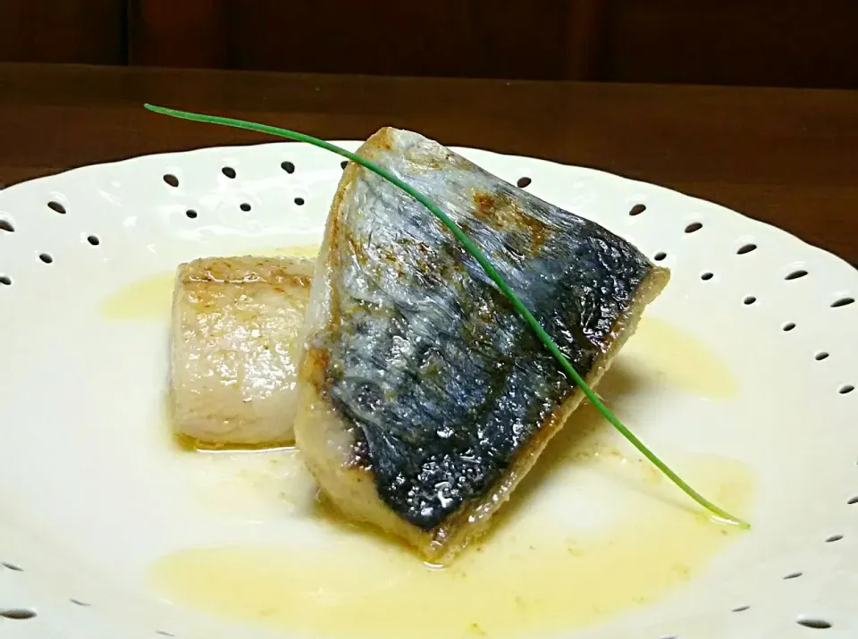 さごしのムニエル🐟すだちバターソース|あらいぐまのしっぽさん