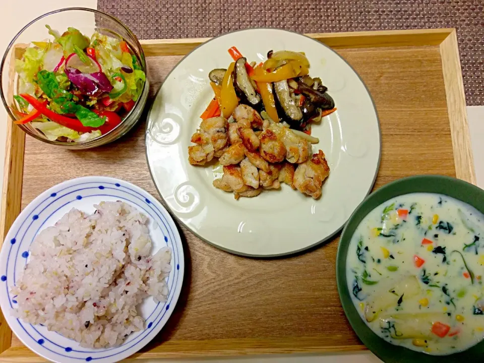 鶏肉のソテー定食|vege食堂さん