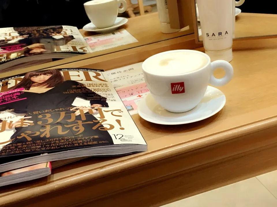 Snapdishの料理写真:cafe latte|Ａｋａｒｉ♡さん