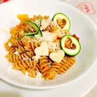 Whole grains fusilli pasta with zucchini sauce|💕🌸Tilek Darastrix🌸💕さん