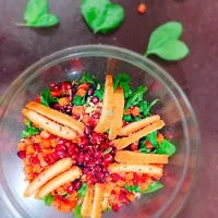 Baby spinach salad with pomegranate, cutlet and carrots|💕🌸Tilek Darastrix🌸💕さん