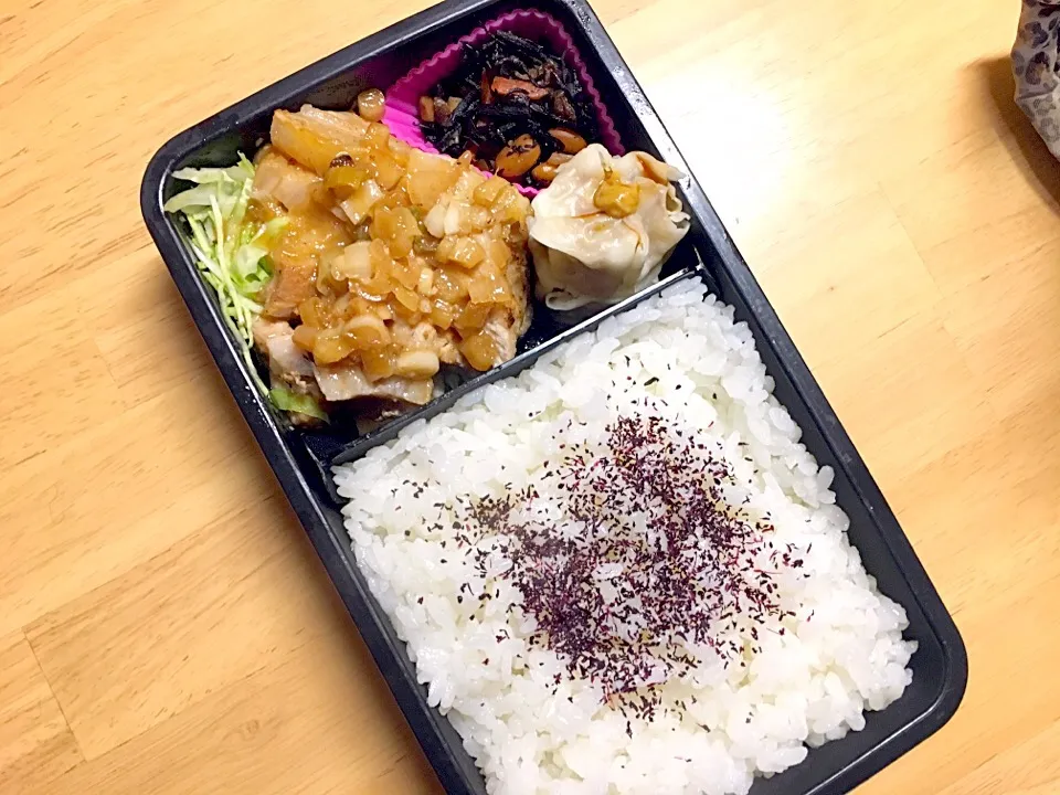 Snapdishの料理写真:トンテキ弁当|ゆりえさん