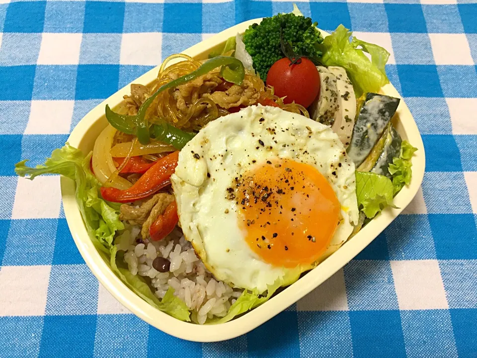 チャプチェ丼、カボチャサラダ、ハーブ鶏胸ハム|jackybeanさん