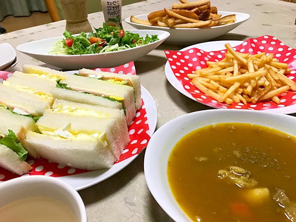 牛すじカレーをリメイク🍀牛すじカレースープ😊|makoさん