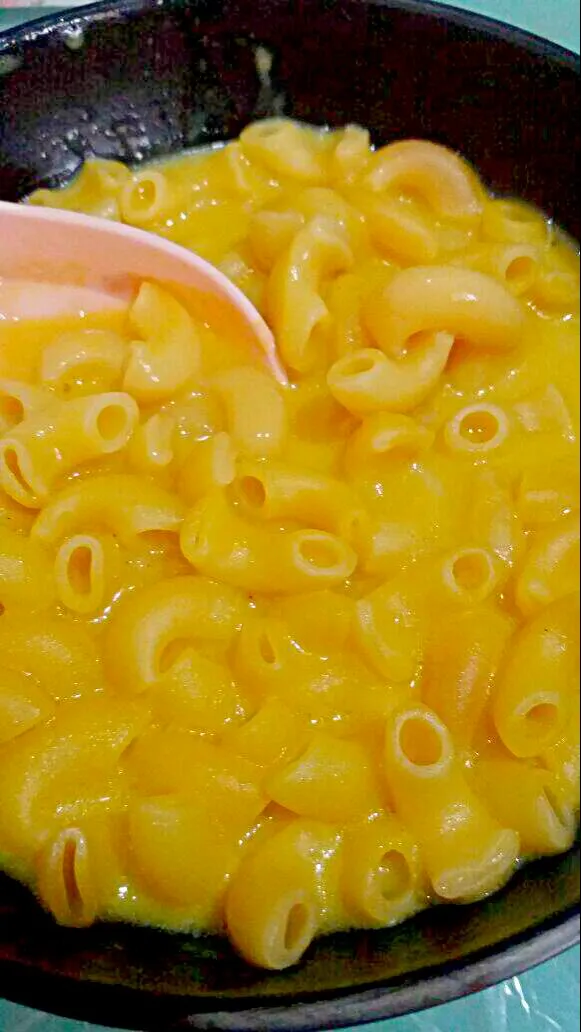 Snapdishの料理写真:cheesy macaroni #tasty #nyummy #madeformybreakfast|cindyさん