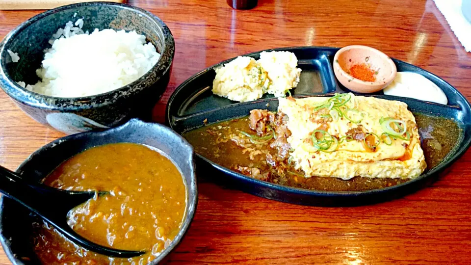 肉巻き定食とキーマカレー。|佐藤さん