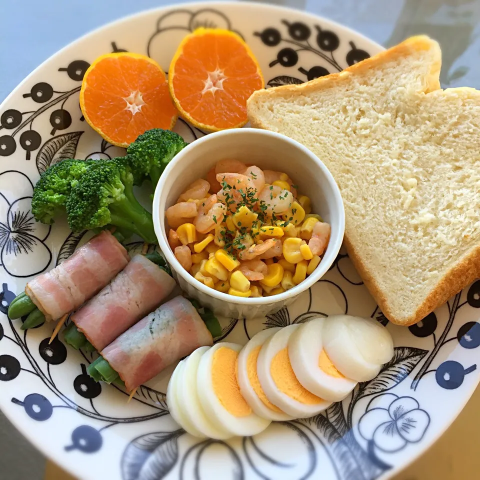 今日のランチ（練乳食パン他）|まゆみクックさん