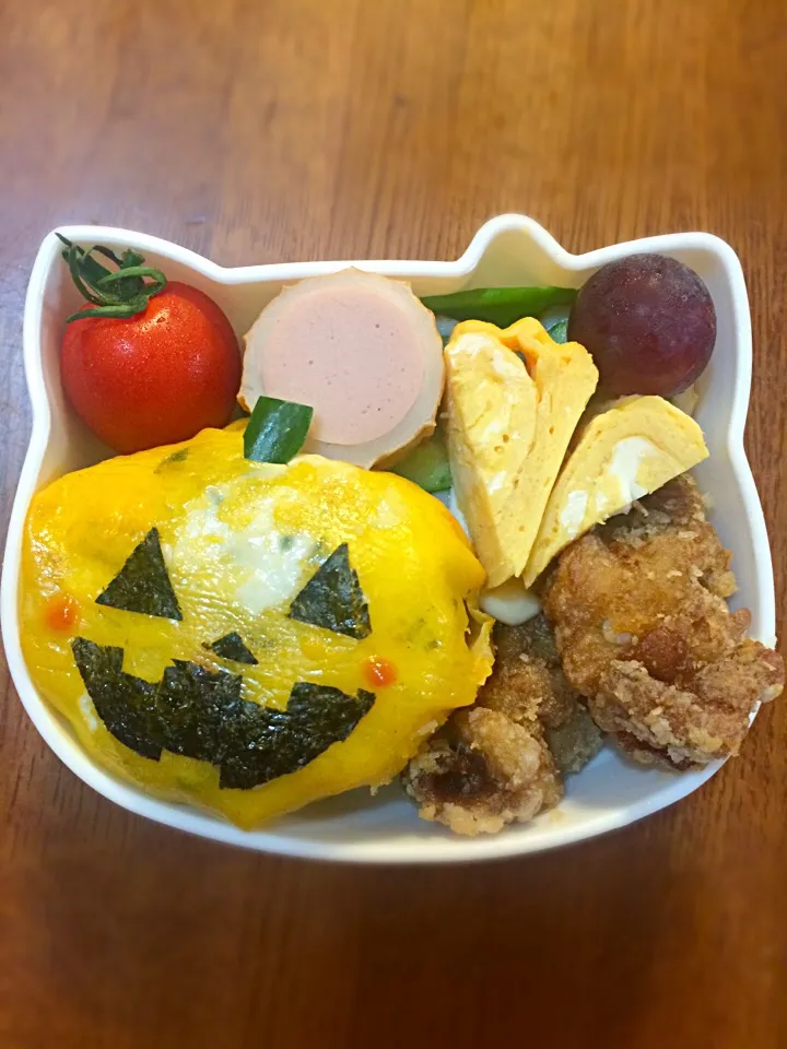 プチハロウィン仕様✨の遠足弁当🍱|hananoさん