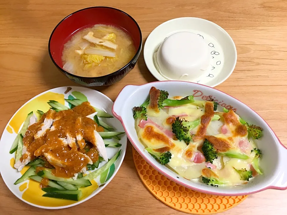 ポテトグラタン⭐️棒々鶏⭐️冷奴⭐️白菜のお味噌汁|ほなさん