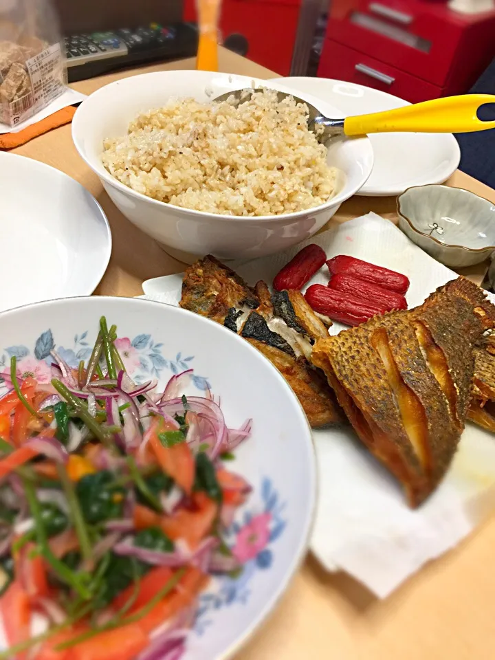 Talbos ng Kamote garlic rice and fried fish|rethona12さん