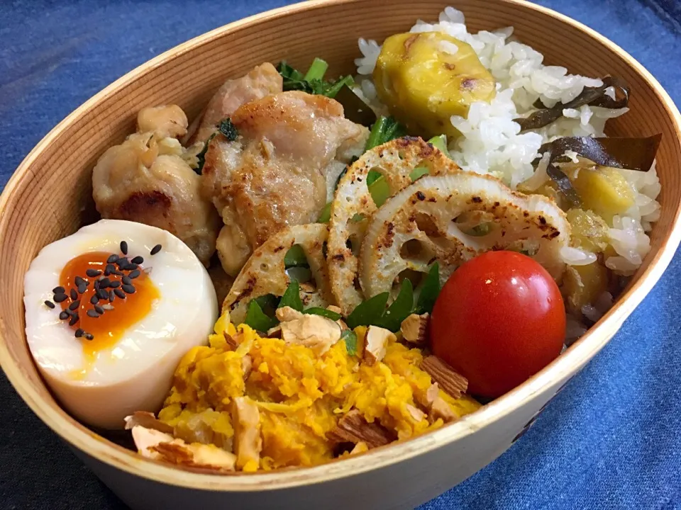 Snapdishの料理写真:鶏肉の塩こうじソテー弁当|Naoko Miyataさん