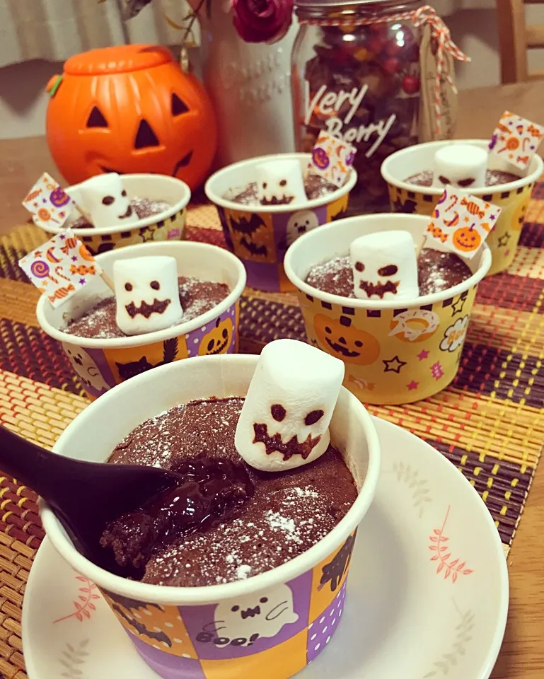 Snapdishの料理写真:♡🎃Happy Halloween👻✨濃厚とろ〜りフォンダンショコラ♡|miyuさん