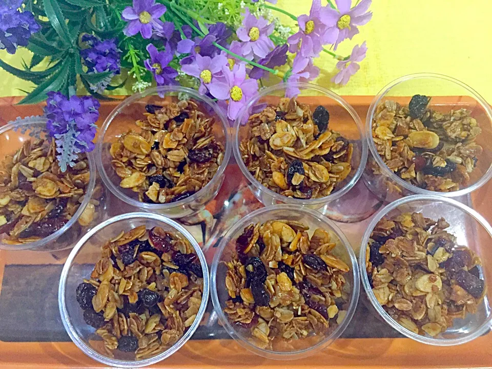 Homemade granola|Liana Sari Choiさん