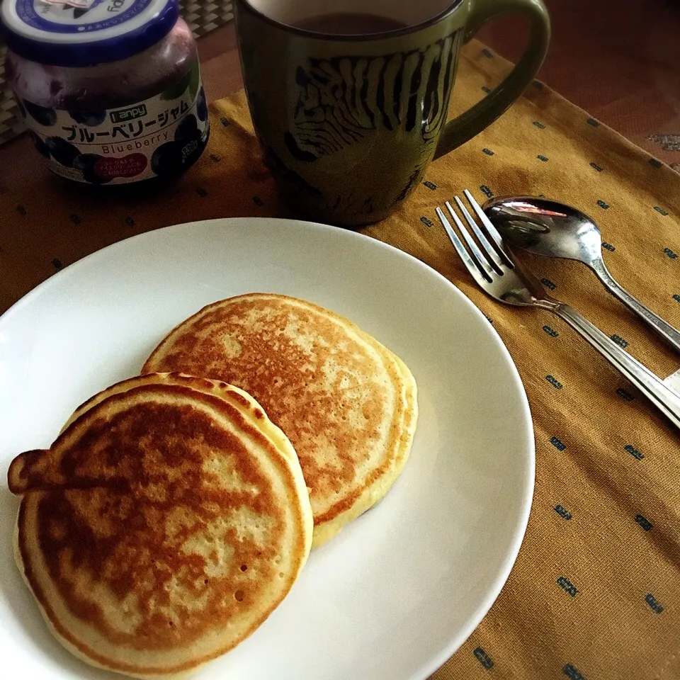 ホットケーキで朝ご飯♡|renharuruさん