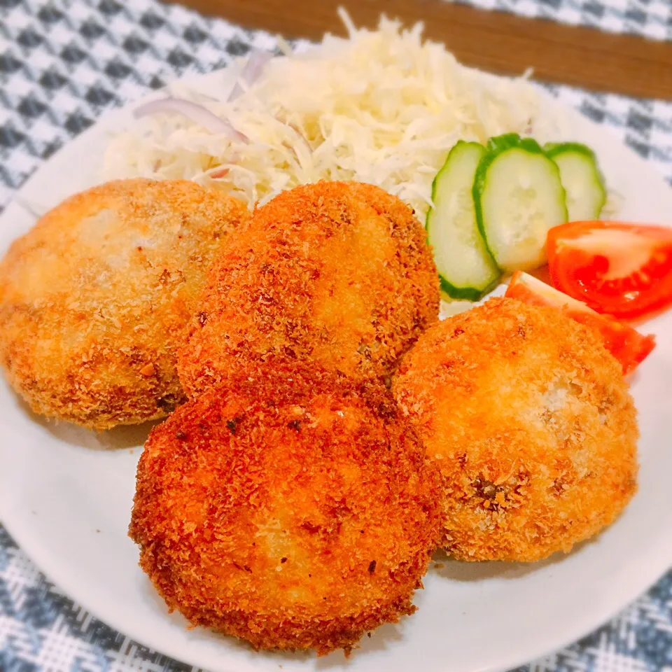 牛肉コロッケ&野菜コロッケ🍚✨|🍎ゆかりんご🍎さん