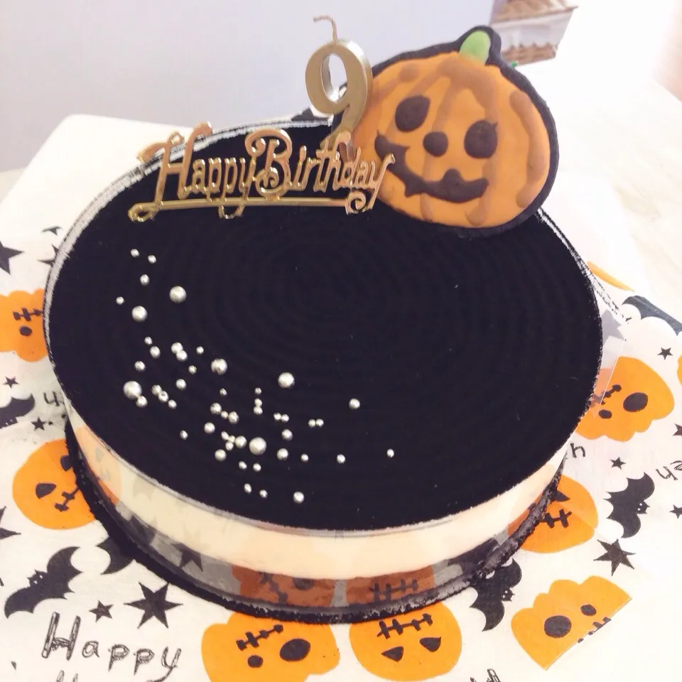 Snapdishの料理写真:ハロウィン誕生日ケーキ|もりさん