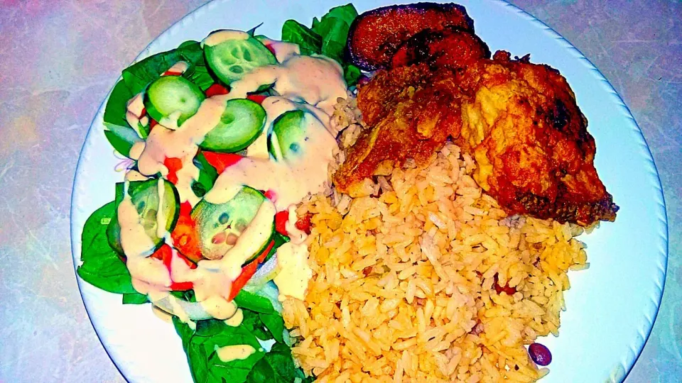 Fried Margaret Fish with Coconut Peas n Rice Spinach Garden Salad Fried Plantains.|Juan Simmsさん