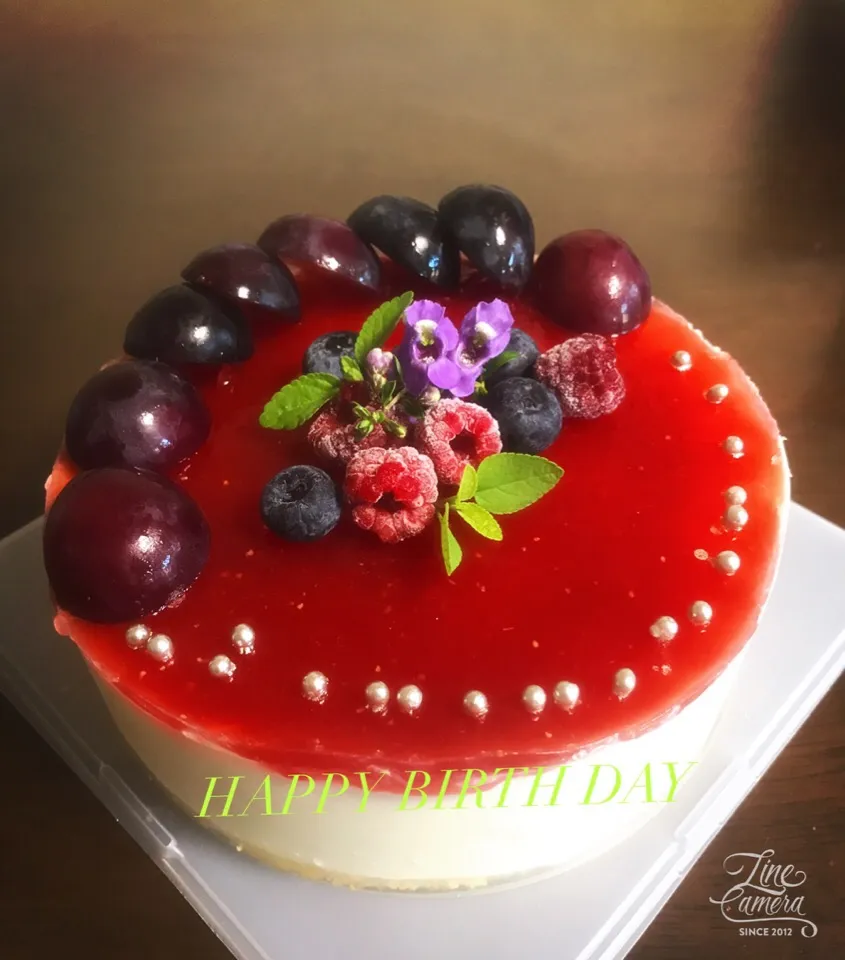 お誕生日おめでとう🎂🎁
🌹🍇秋色のチーズケーキ🍇|とんちんさん