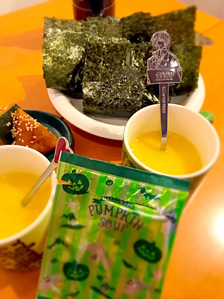 鮭おにぎり🍙  カボチャの煮物🎃  パンプキンスープ👻  💛💛💛|ch＊K*∀o(^^*)♪さん