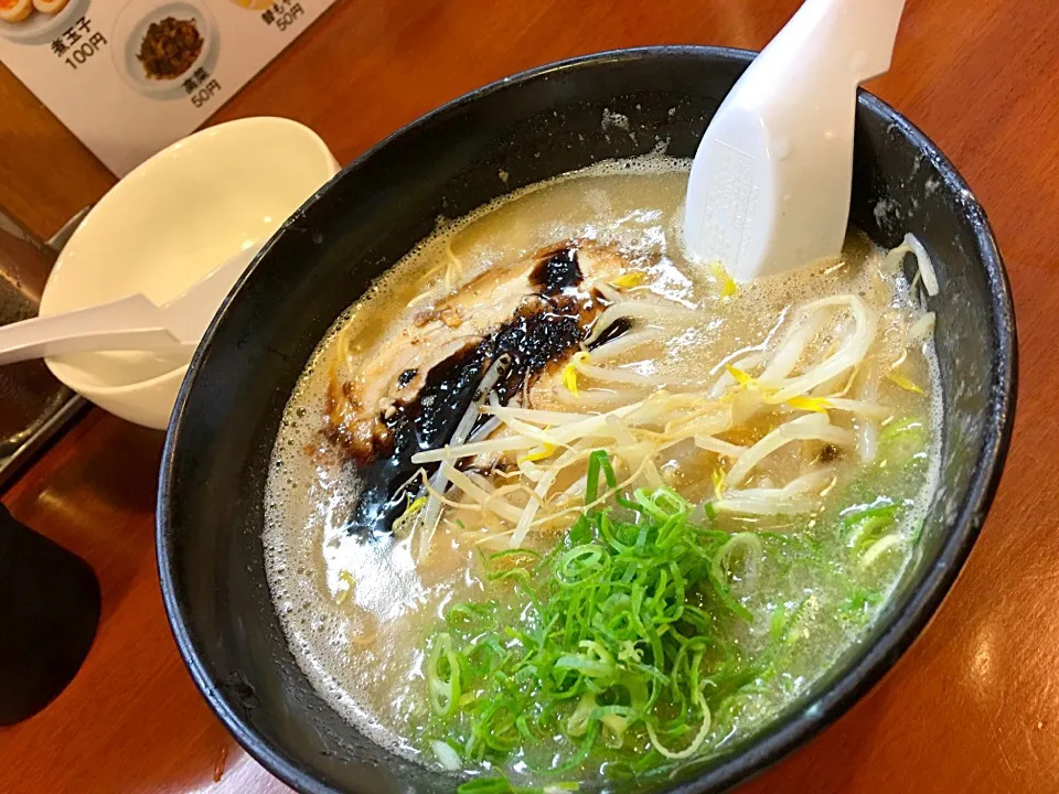 キャナルシティー博多 ラーメンスタジアム 秀ちゃんラーメン|このみさん