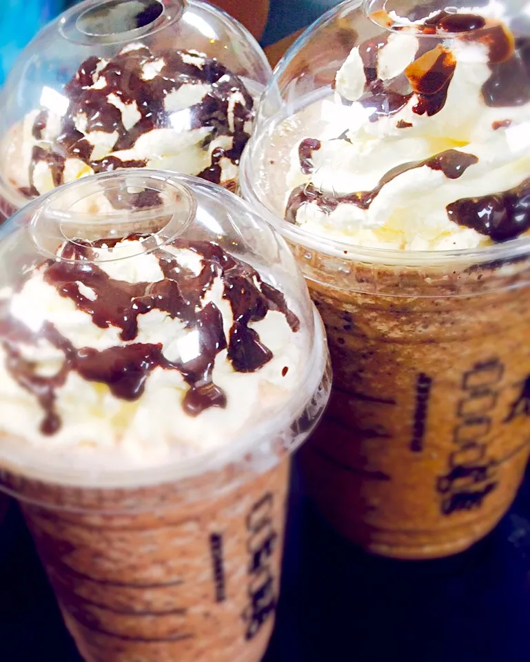 Snapdishの料理写真:Chocolate chip frappe|Princess Aiko Linoさん