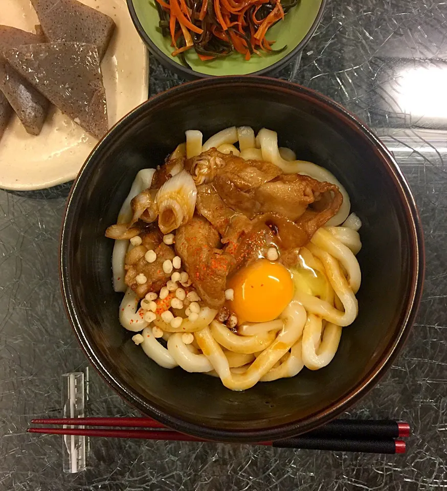 すき焼き肉うどん|ささのはぱんださん