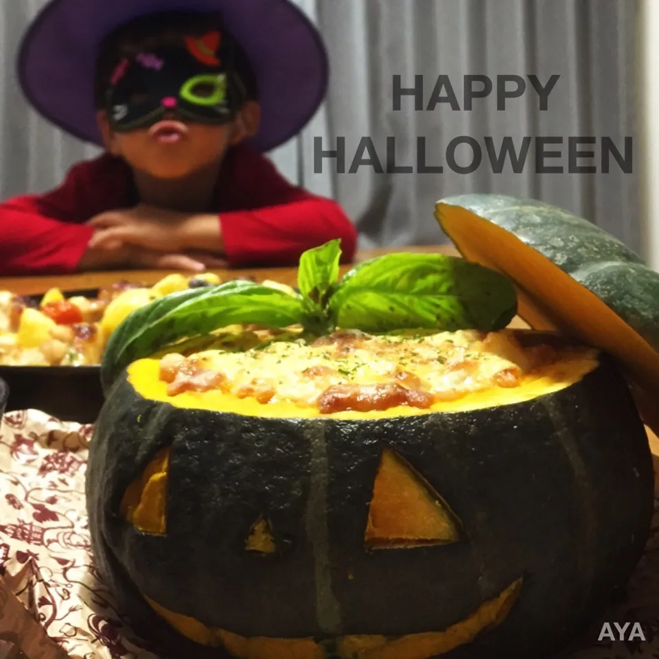 Snapdishの料理写真:くららさんの料理 ノンバターノン生クリーム⭐ハロウィンかぼちゃグラタン|あやさん