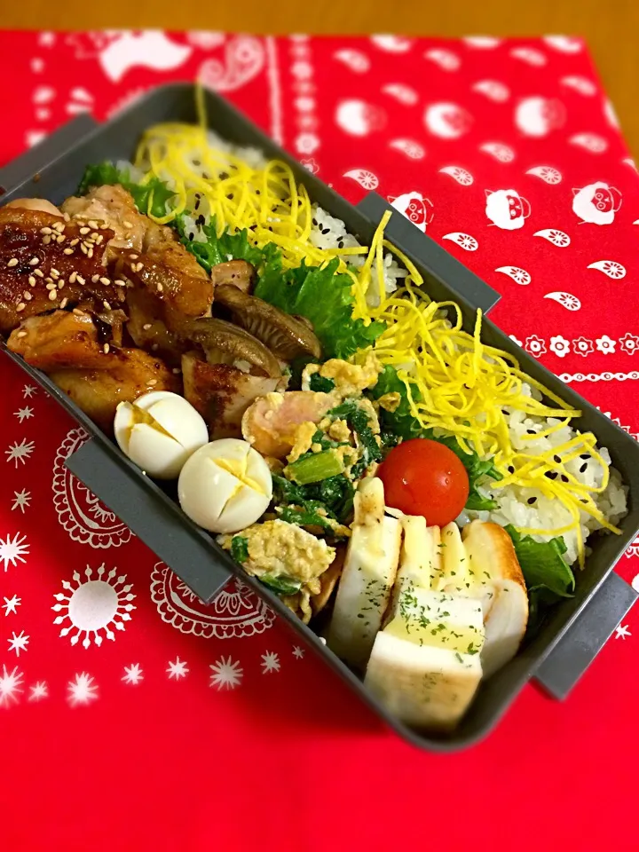 息子君弁当🎶
鳥の照り焼き
エリンギベーコン
はんぺんチーズ挟み
ウインとほうれん草のいり玉子
うずらさん|BooBooさん