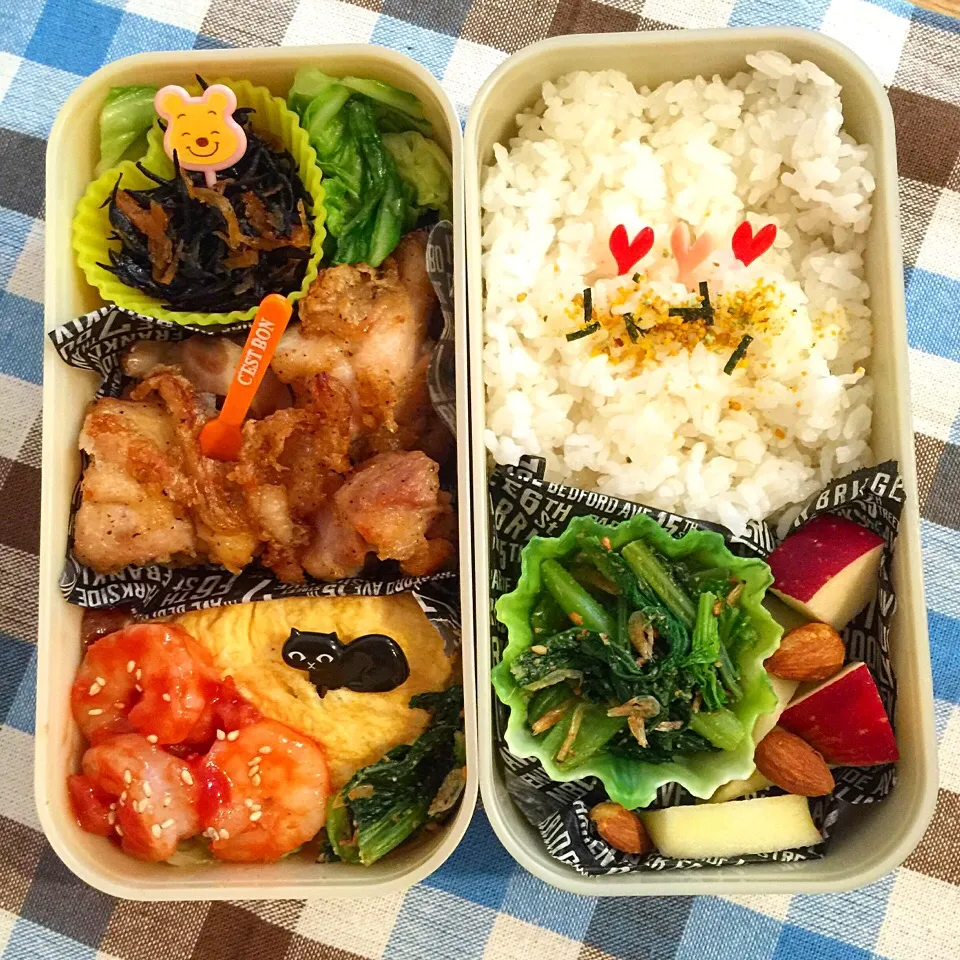 唐揚げと(仮)エビチリお弁当
炸雞與假裝是紅燒蝦仁的番茄醬蝦仁便當|Doris Tarotさん