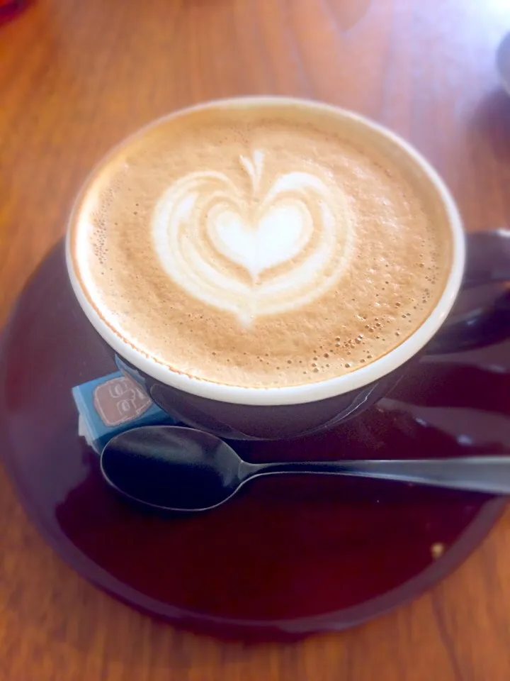 Snapdishの料理写真:カフェラテ☕️|ともよさん