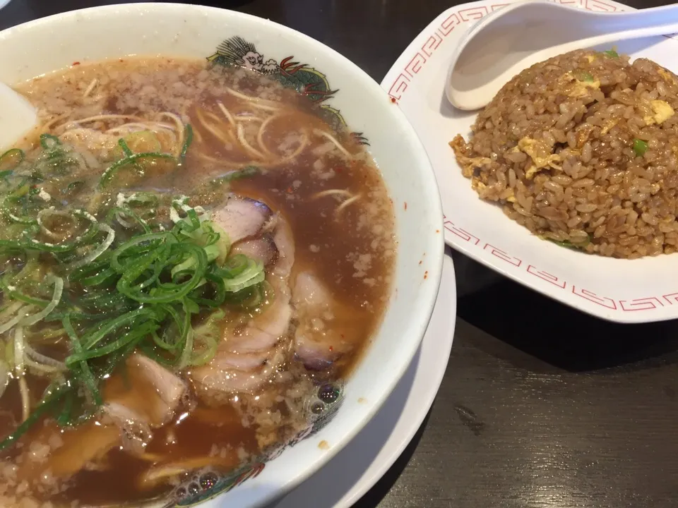 チャーハン定食🍜|まさとさん